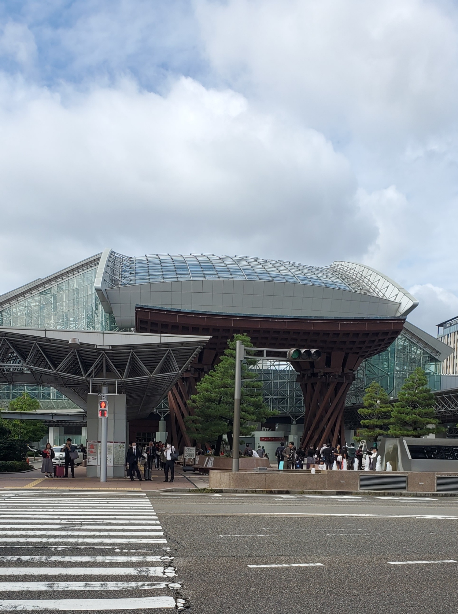 金沢駅、、、良く報道でもＳＮＳでも見ますが