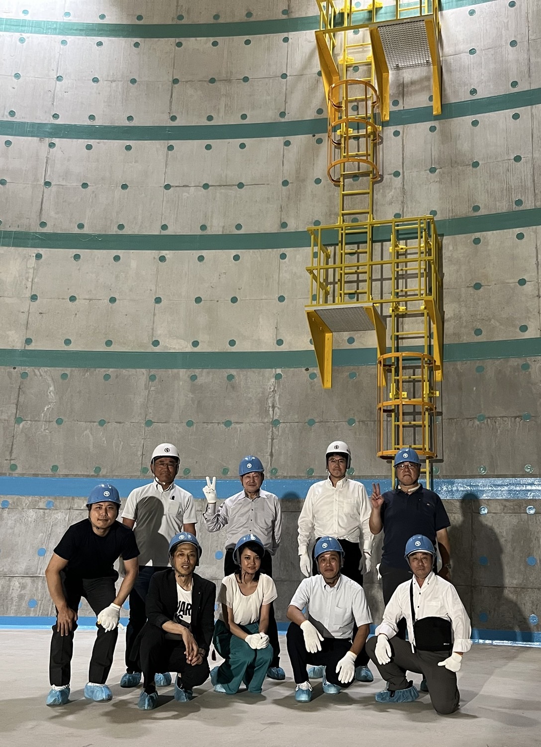 配水池内部より。柏市などでは総ステンレスのようです